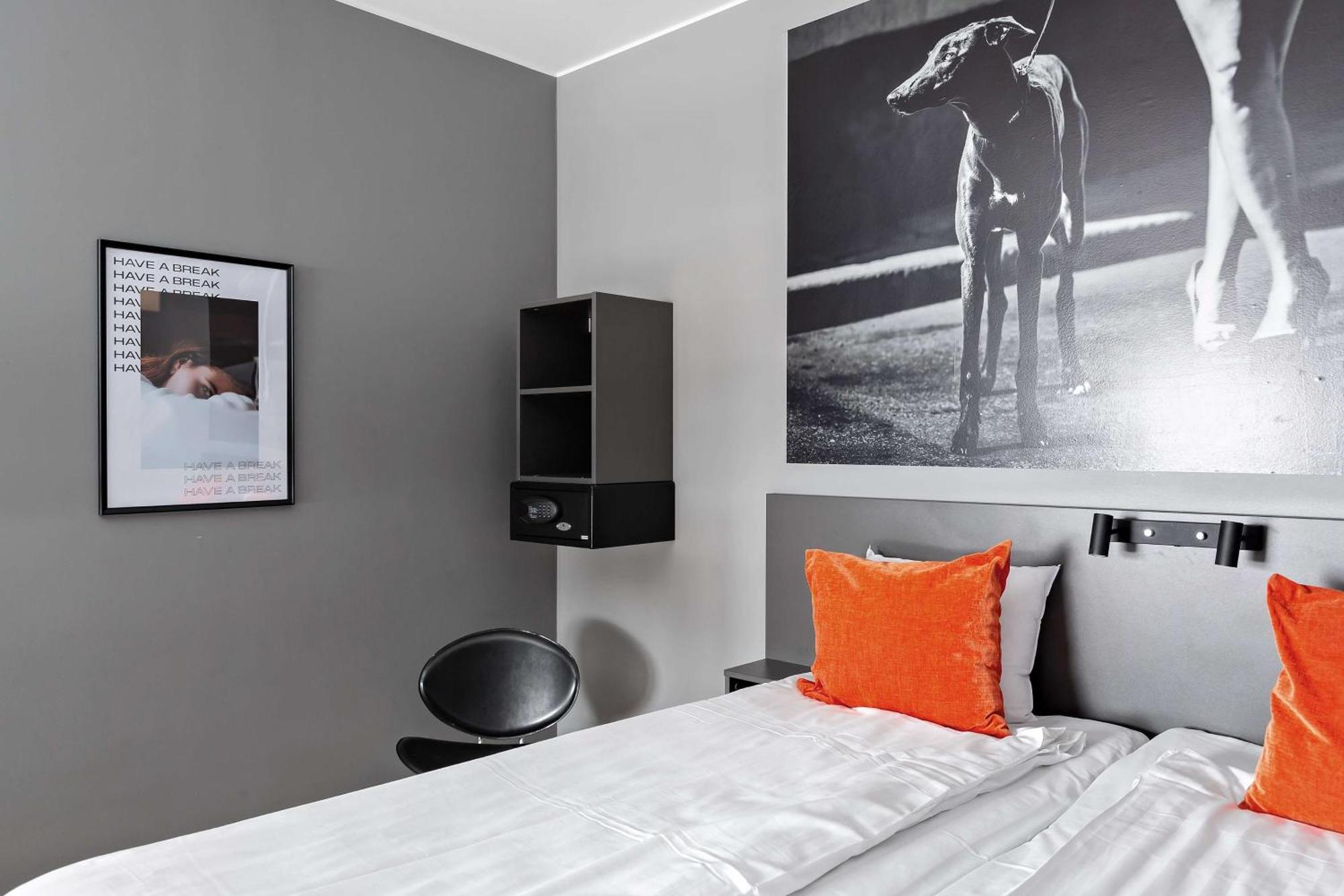 Aiden By Best Western Stockholm Kista Exterior photo